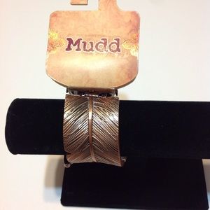 Mudd bracelet